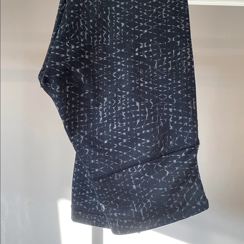 Lululemon Capri-length leggings